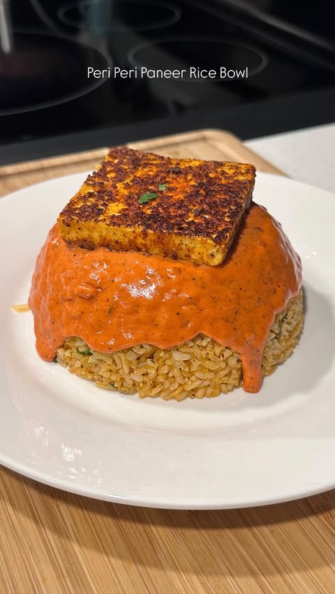 Instagram post by @foodbyvipcy for The Feedfeed. Caption reads: (ad) Comment ‘RECIPE’ to have this Peri Peri....