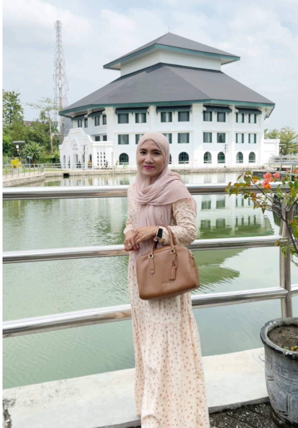 TikTok post by @ichamarizaa_official for Christy Ng. Caption reads: Modeled from retro bowling bag, Christy Ng’s....