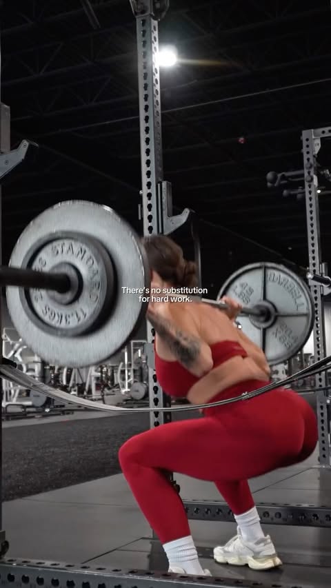 Instagram post by @akblift for Paragon Fitwear. Caption reads: [...] you.
LIVE NOW!

#paragongirl #paragonfitwear.