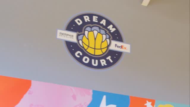 Instagram post by @grizzcommunity for FedEx. Caption reads: [...] Grizzlies Dream Court presented by @fedex....