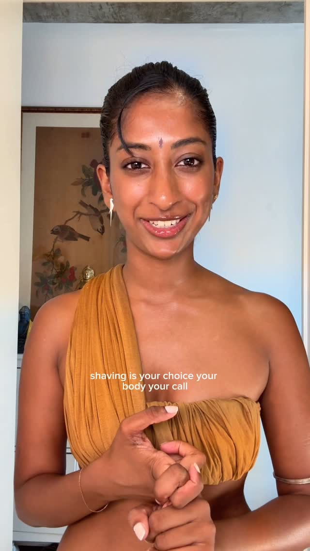 Instagram post by @natasha.thasan for Billie. Caption reads: GIVEAWAY ALERT!

Now this is what I call a smooth....