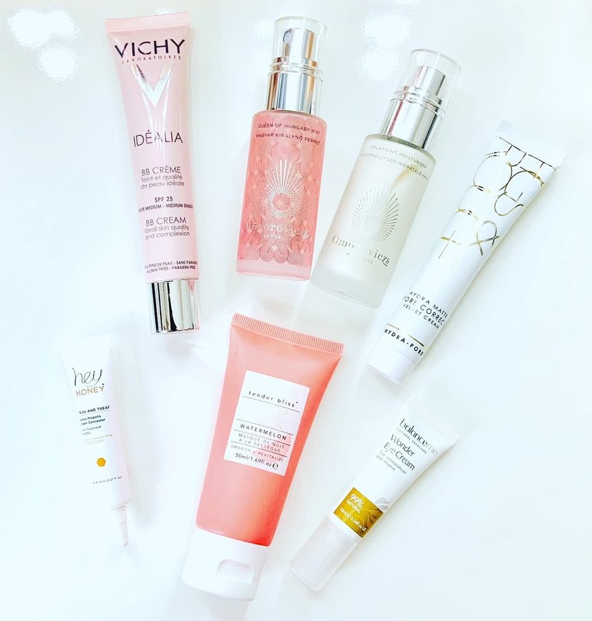 Instagram post by @jo_h31 for Balance Me Natural Skincare. Caption reads: Pink to make the boys 😉 . . . . Good evening....