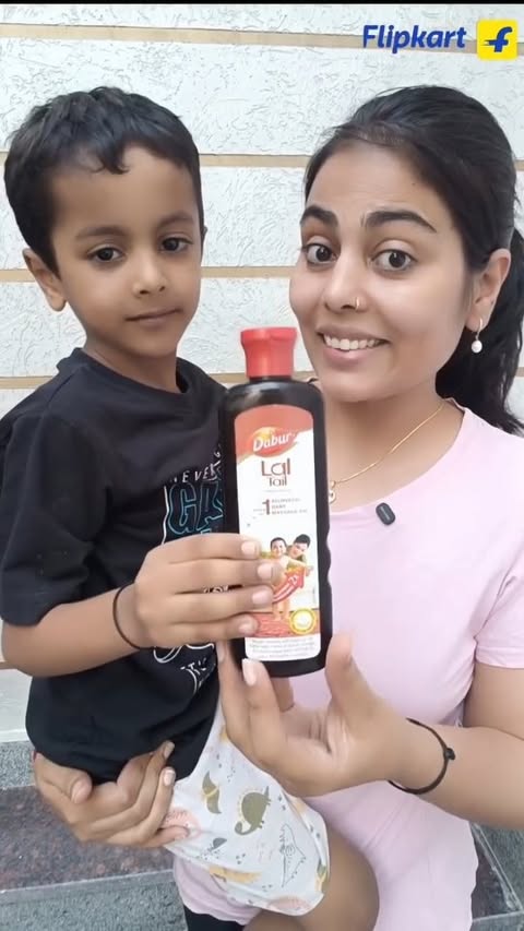 Instagram post by @ravinarao4 for Flipkart. Caption reads: Comment down for link 🔗🔗🔗 #Flipkart.