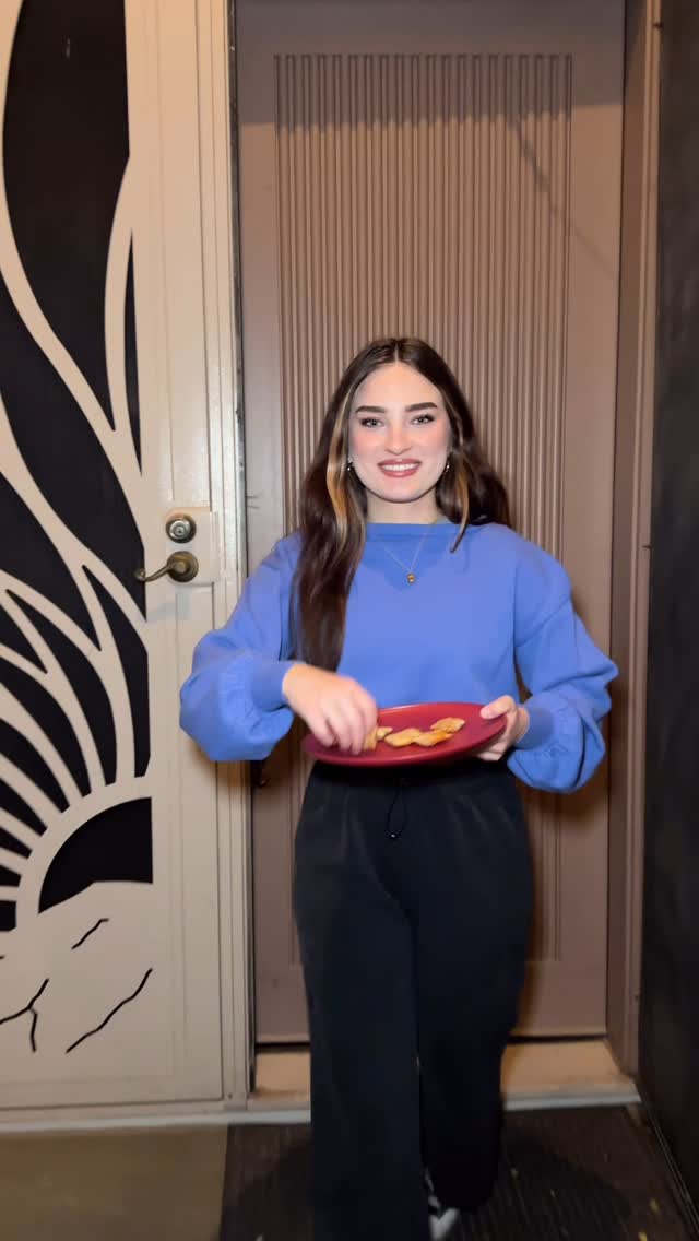 Instagram post by @savanahmosss for Totino's. Caption reads: #ad I found exactly what i’m looking for…👀🍕DM....