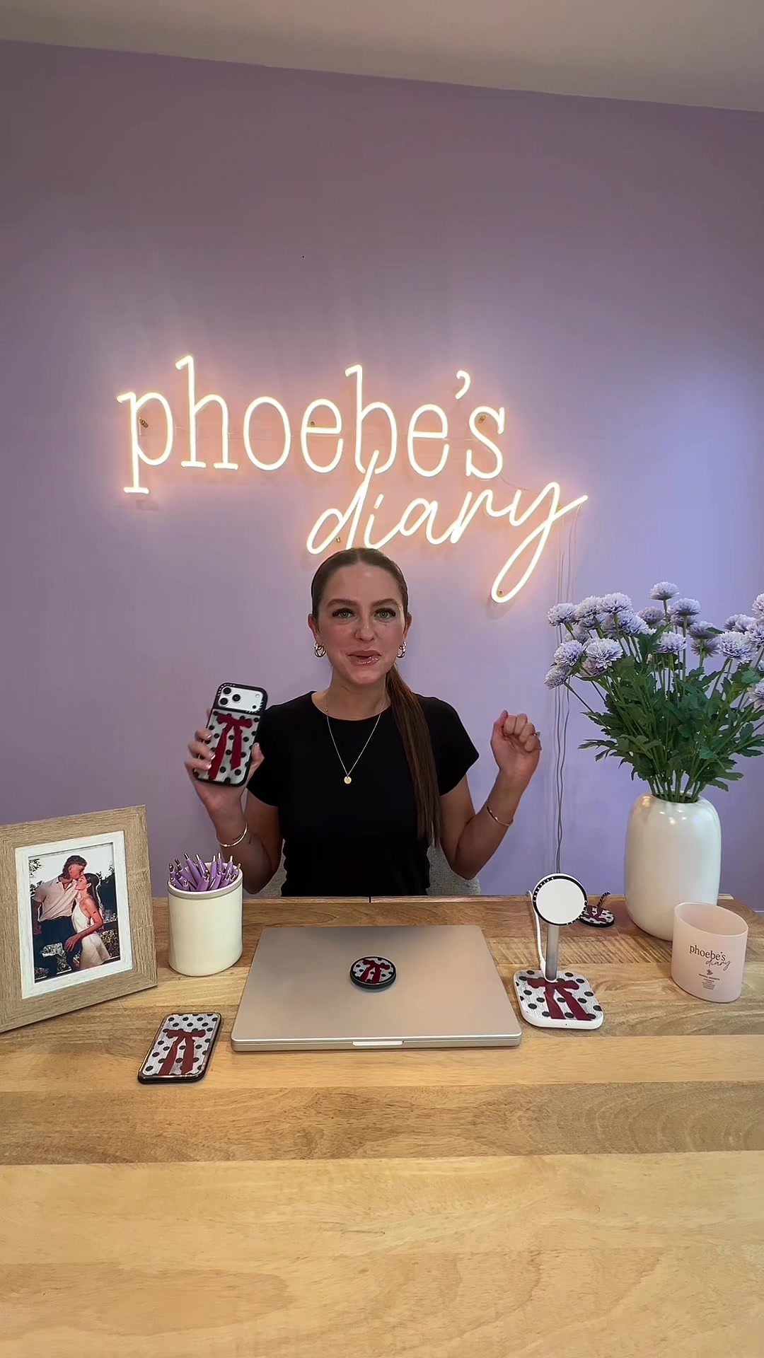 TikTok post by @taraswrld for CASETiFY. Caption reads: set up my desk with me with @CASETiFY 🎀🤍 use....