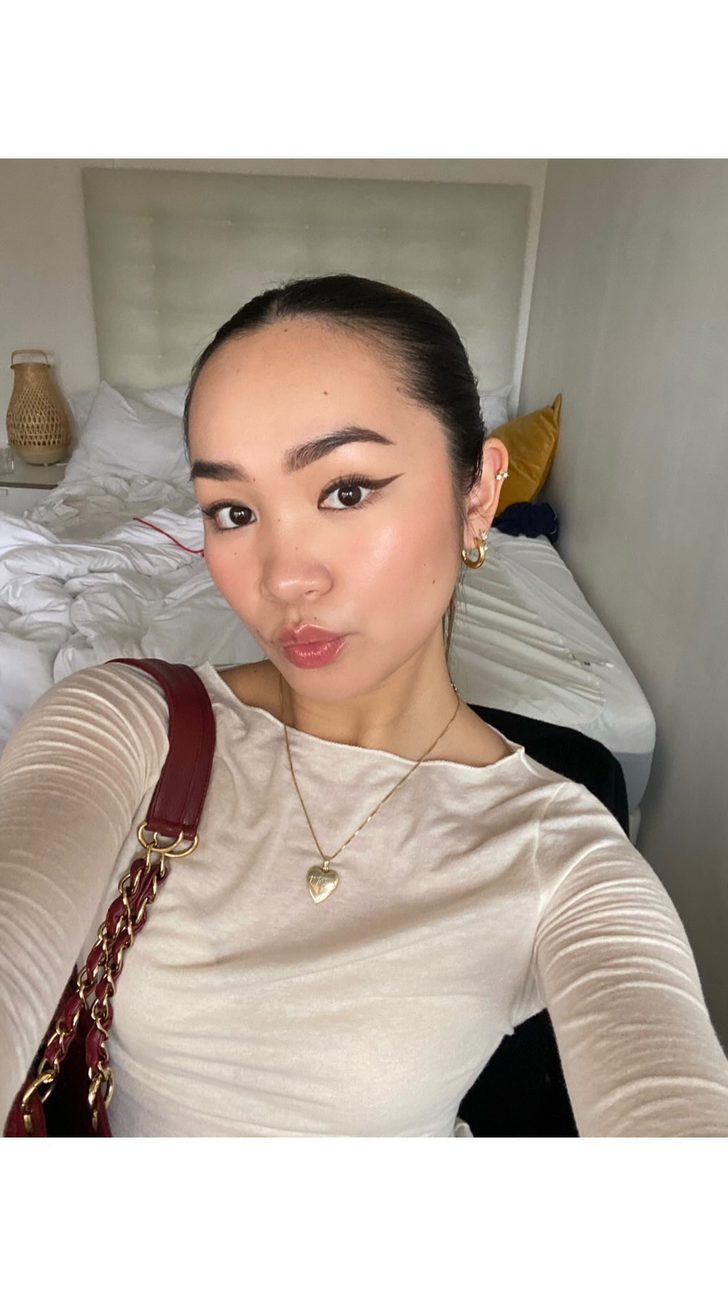 Instagram post by @lisaxphan for JOAH Beauty. Caption reads: get ready with me for a day out in London ❤️ #ad....