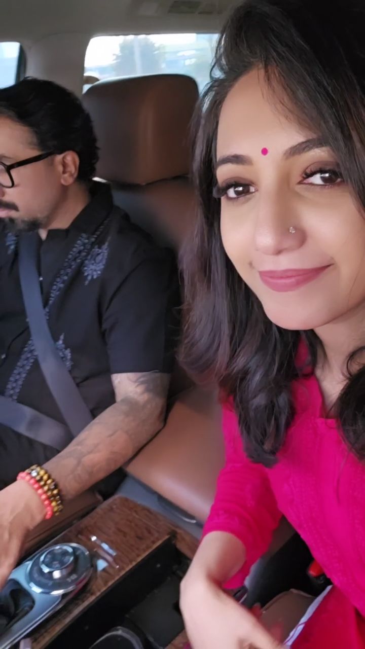 Instagram post by @rjnimmy for Joyalukkas. Caption reads: A long drive to Fujairah with family — and it....