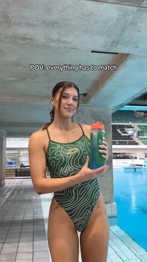 Instagram post by @brittany.obrien for Gatorade. Caption reads: Matching makes me dive better @gatoradeaustralia....