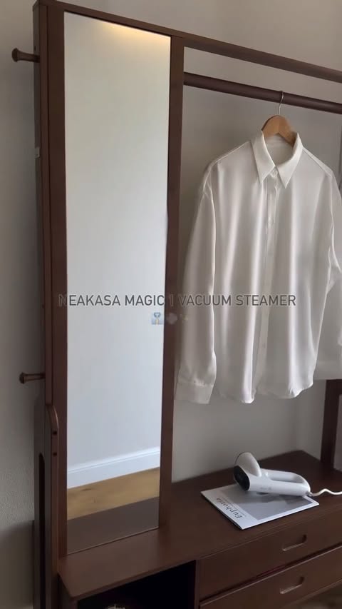Instagram post by @jorameraj for Neakasa. Caption reads: Steam it,Smooth it, Wear it 👔⏳💨 The Neakasa....