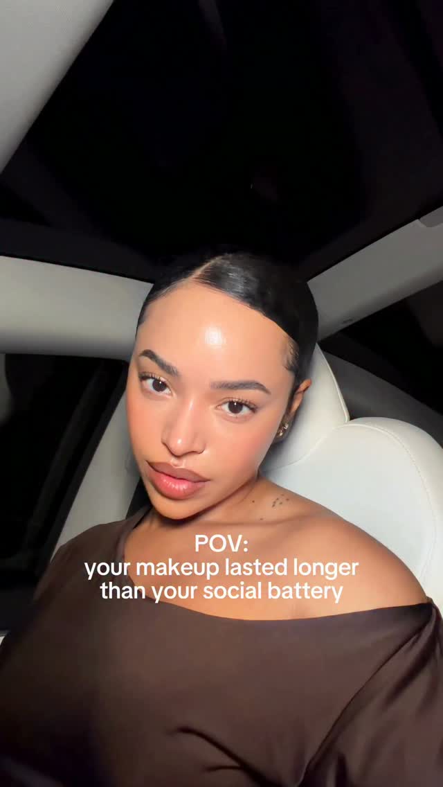 Instagram post by @shaielexis for Farmacy Beauty. Caption reads: [...] SCRUB my skin to get my makeup off.....