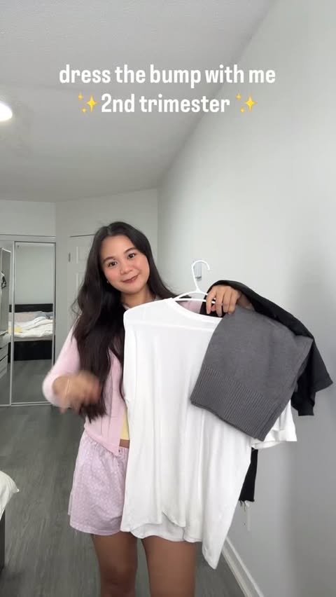 Instagram post by @jvaniang for PinkBlush Maternity. Caption reads: [...] 🤍
Loving these pieces from....