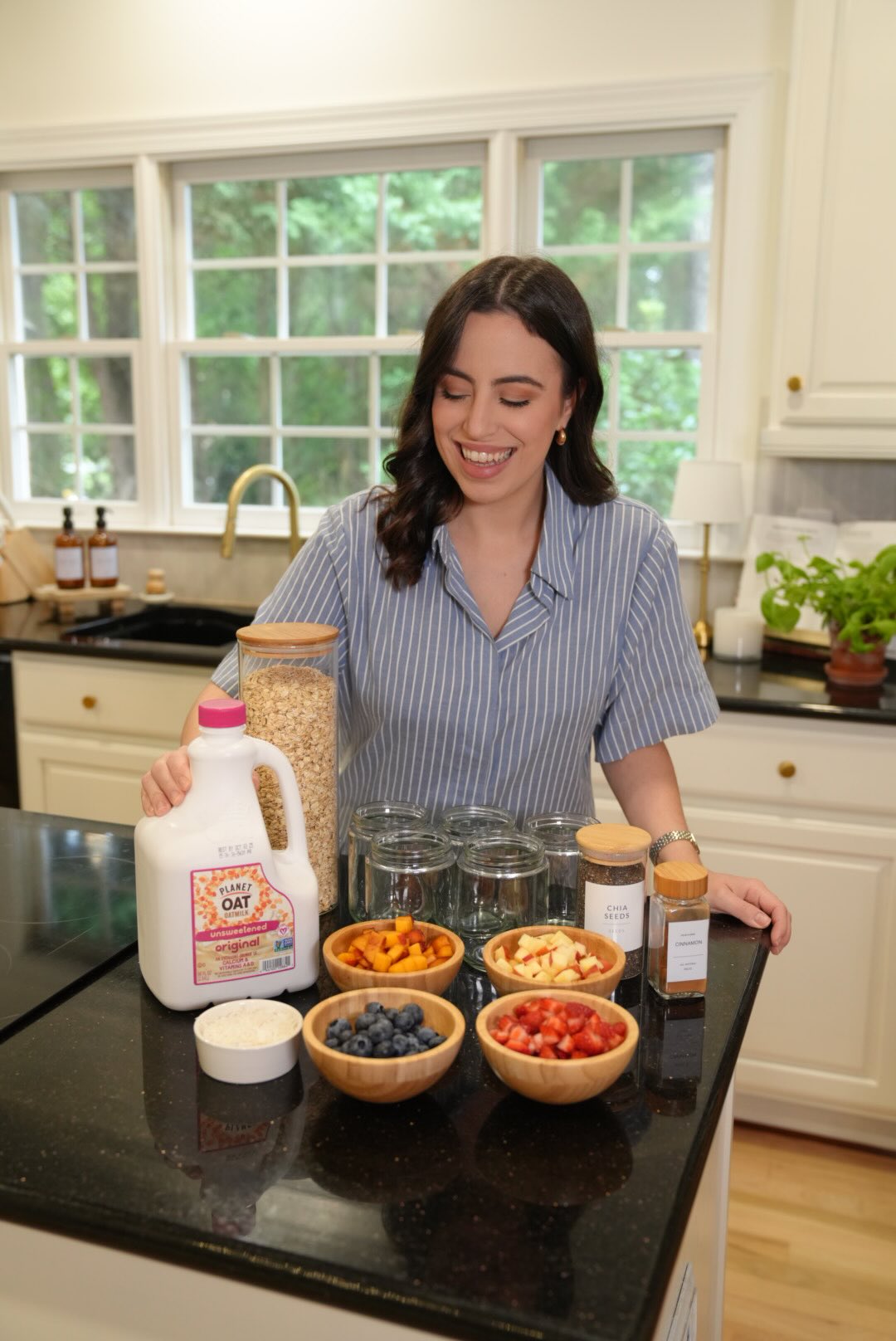 Instagram post by @caroldemauro for Planet Oat. Caption reads: 2 easy back-to-school breakfast ideas!....