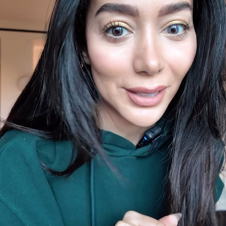 Instagram post by @herosheemaz for Kosas. Caption reads: [...] Blush by @narsissist Concealer by @kosas....