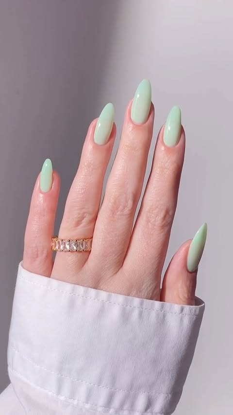 Instagram post by @sedjames for Cirque Colors. Caption reads: [...] mani of the season 🍈 [PR/Affiliate]....