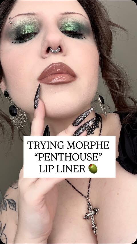 Instagram post by @halle.sparkles for JOOCYEE. Caption reads: [...] signature lip pencil “penthouse”....