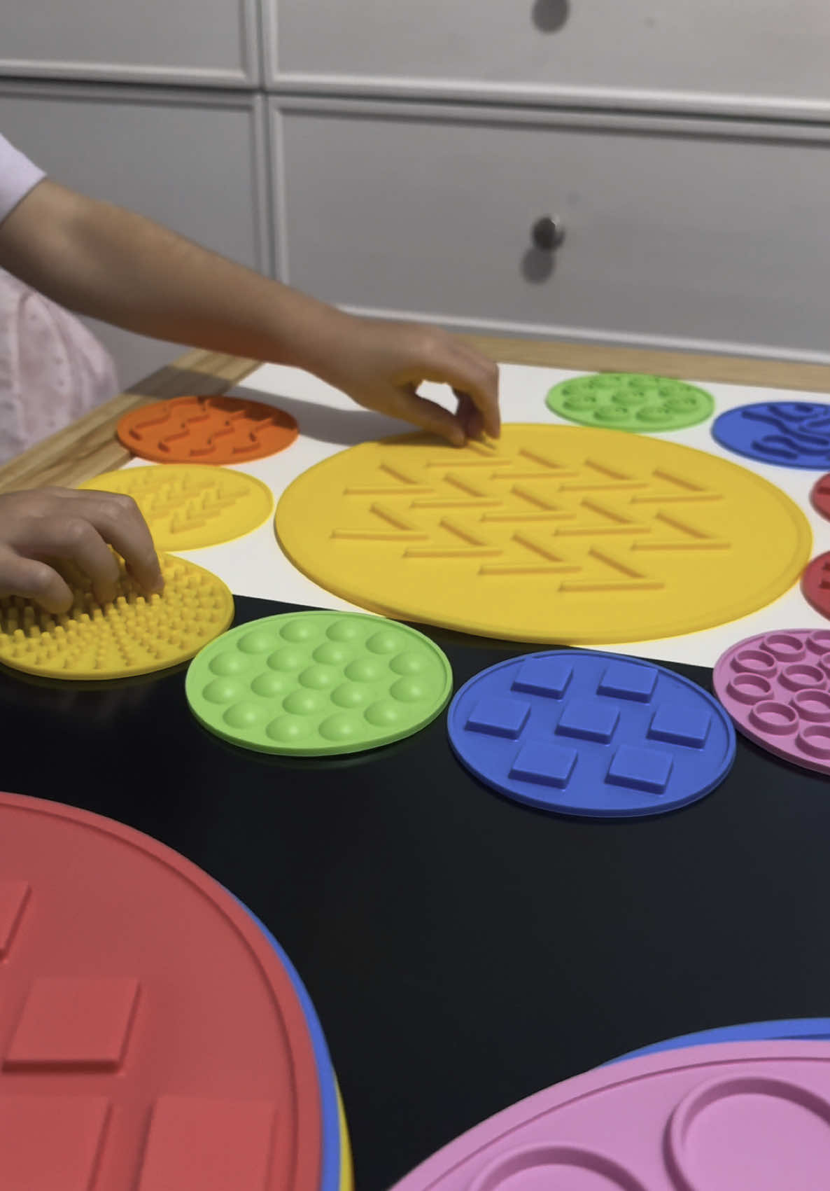 TikTok post by @yogirl_hannahhbanana for Special Supplies. Caption reads: [...] #recommended #tiktokshop #supply @Special....