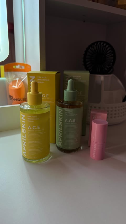 Instagram post by @allbout.nadia for APRILSKIN. Caption reads: why did no one warn me😩…? @aprilskin_global....