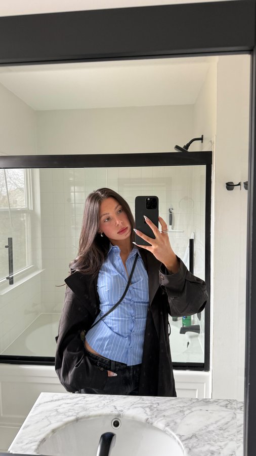 Instagram post by @connerbabcock for H&R Block. Caption reads: Being single is a reward thanks to @hrblock +....