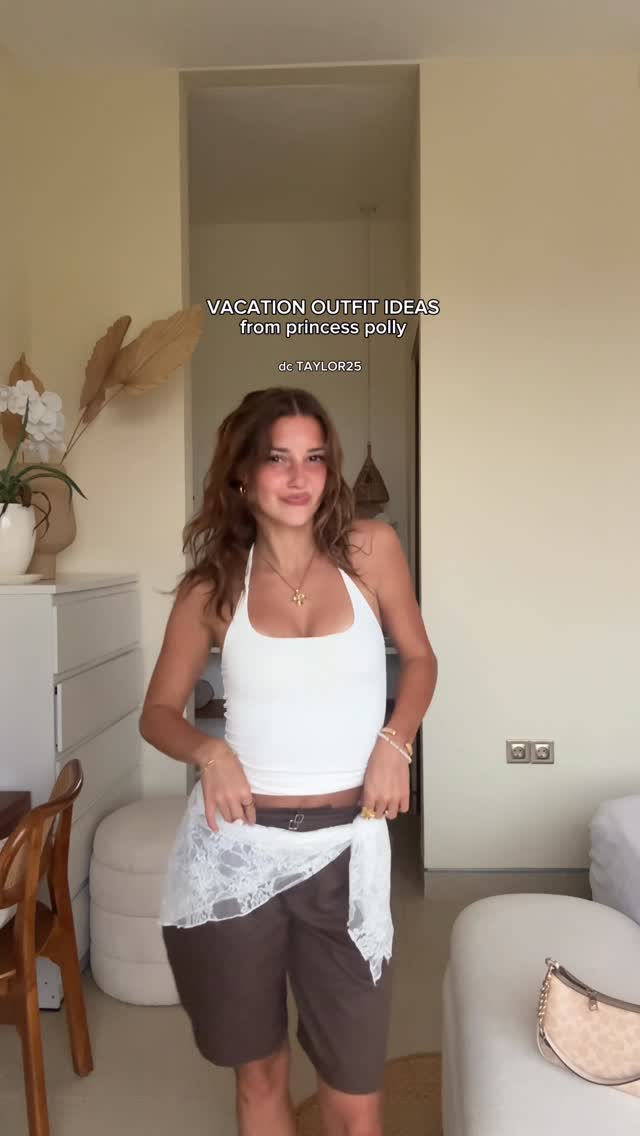 Instagram post by @taylorjoypaul for Princess Polly. Caption reads: @princesspolly for any occasion. use code TAYLOR25....