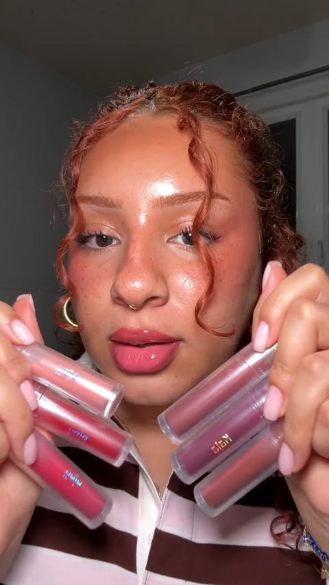 Instagram post by @jsvirginia for Kaja. Caption reads: [...] juicy lips 💋✨ the glow is unreal with....