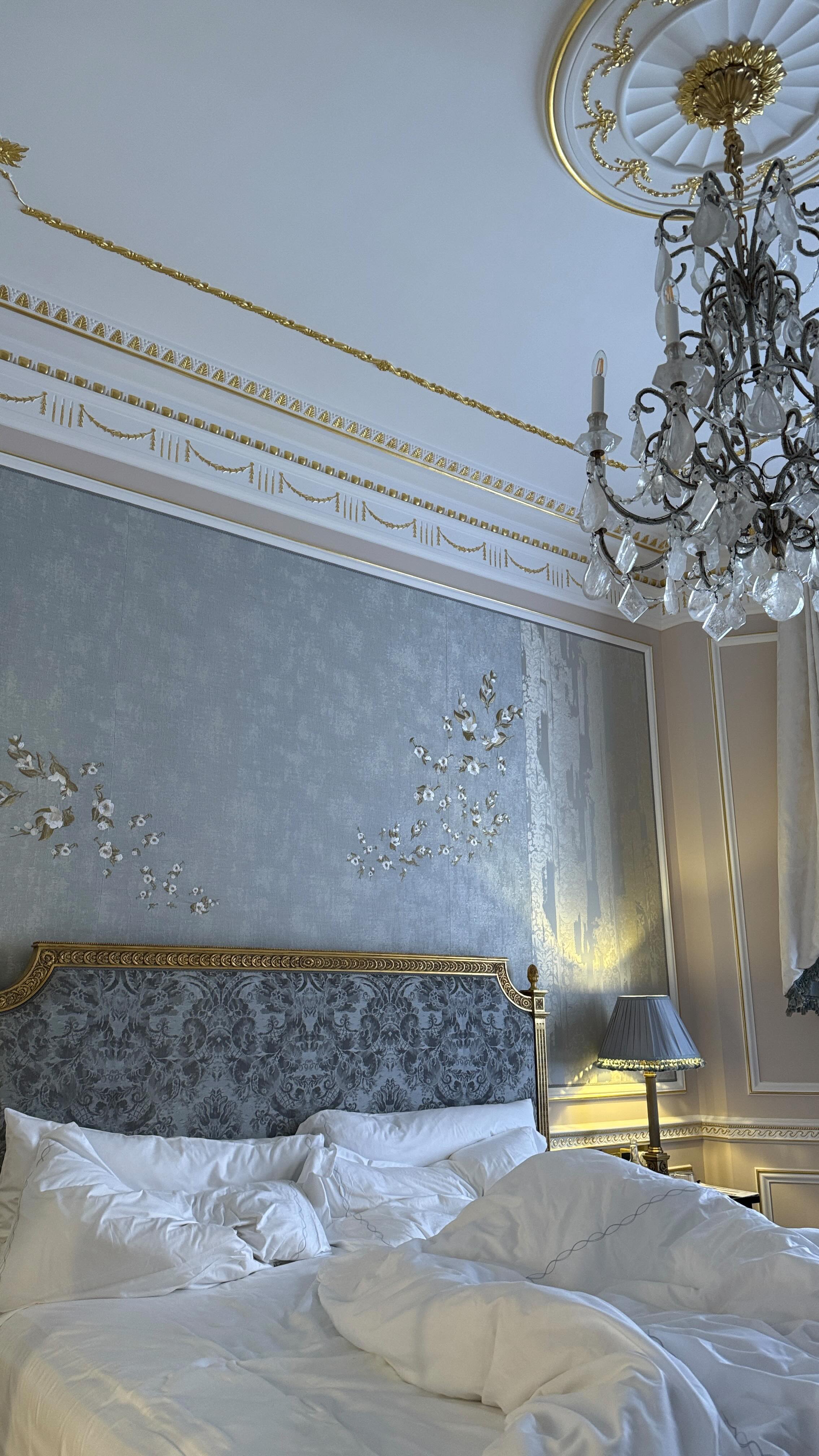 Instagram post by an influencer for CHANEL BEAUTY Community. Caption reads: Who is coming to hang?🥹 can’t wait to see you on....