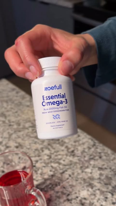 Instagram post by @issabelgarciae for Zoefull. Caption reads: [...] Rolling, heat + cold, skincare, and —....