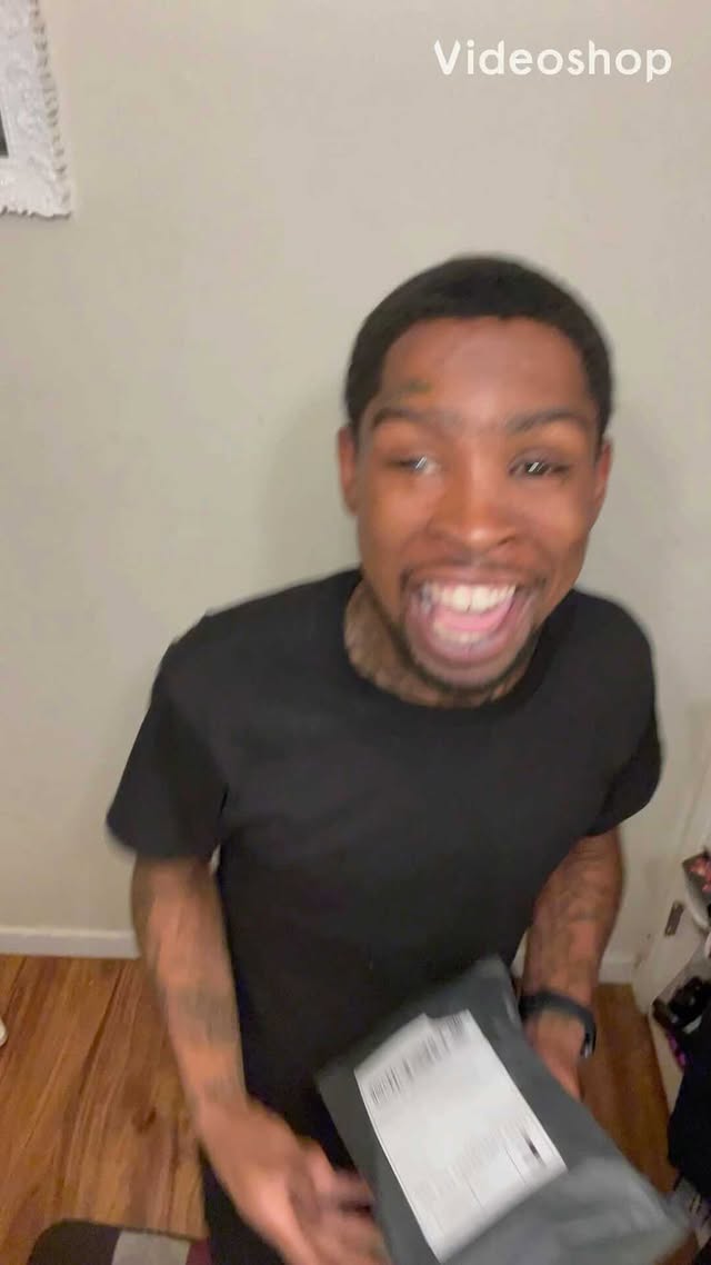 Instagram post by @fastmoneyjuice for Da Wave Essentials. Caption reads: 🗣YOOOOO‼️What’s Good Y’all⁉️ Another 🔥 Pachage....