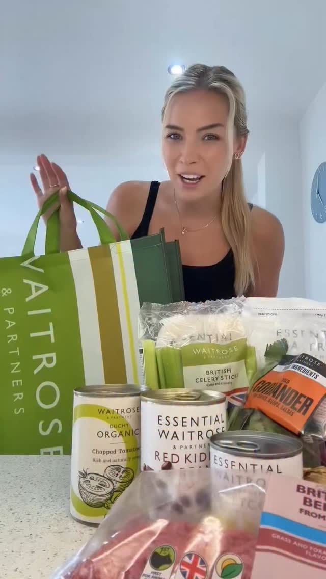 Instagram post by @annabellevictoriax for Waitrose. Caption reads: AD Let’s make Mexican chilli rice with @waitrose....