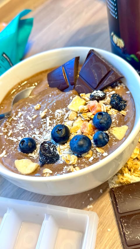 Instagram post by @liza.forough for Protein Works. Caption reads: Chocolate nice cream for breakfast? Yes please.....