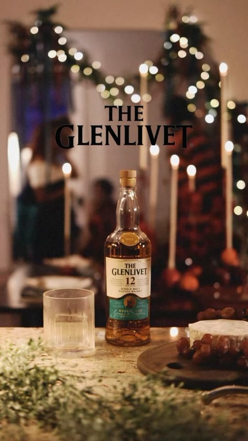 Instagram post by @kelseycherry for The Glenlivet. Caption reads: It’s the holidays with @theglenlivet_us 🥃
#21+....