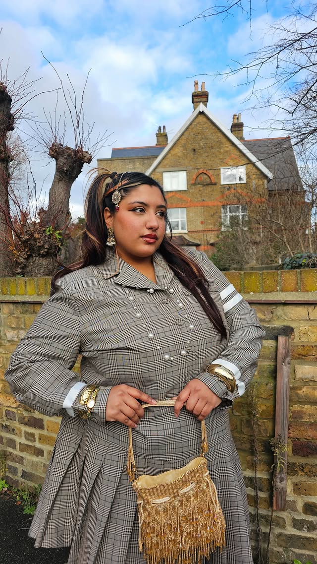 Instagram post by @shareena_fashion for ELOQUII. Caption reads: [...] the plus-size girlies look hot with @ELOQUII....