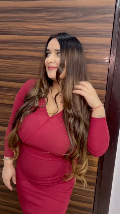 Instagram post by @dimple_tomar13 for Ktein Cosmetics. Caption reads: Effortless curls in minutes ✨....