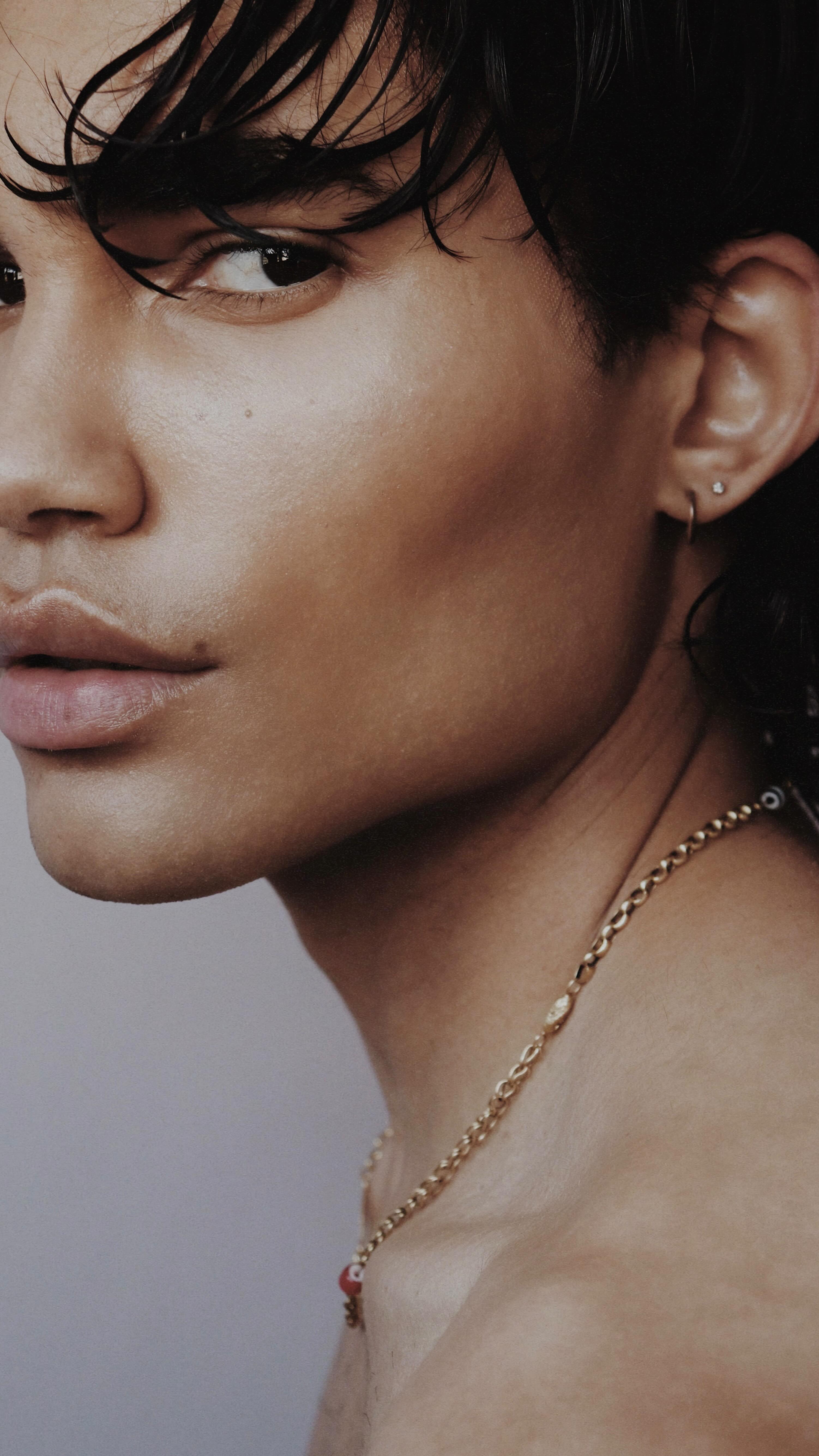 Instagram post by @dylanhasselbaink for Ebin New York. Caption reads: @dylanswigcloset mullet for today 🖤
-
Wig glue....