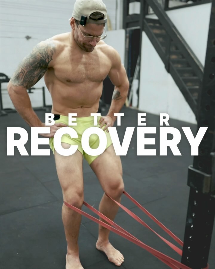 Instagram post by @fabien_loaec for Podia. Caption reads: 🇬🇧 Save it and try it 💥 Do you feel sore or....