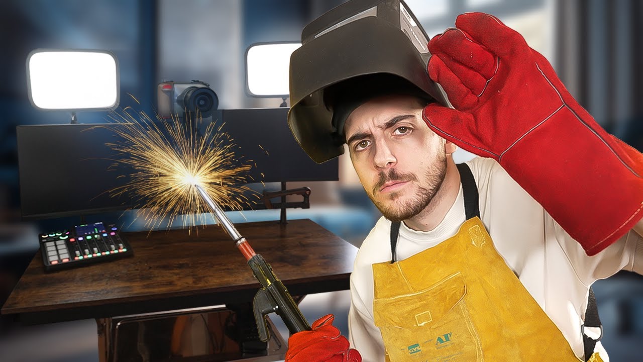 YouTube post by @ANONIMALLL for Fnac. Caption reads: I BUILT my new SETUP.