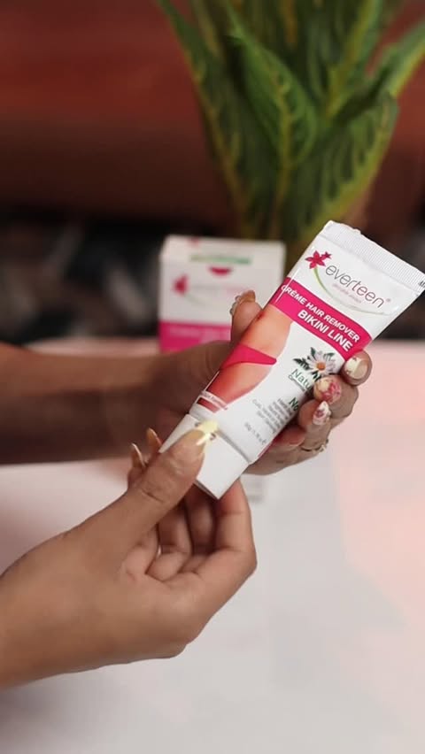 Instagram post by @somyatripathii for everteen. Caption reads: Dermatologically tested BUY NOW everteen....