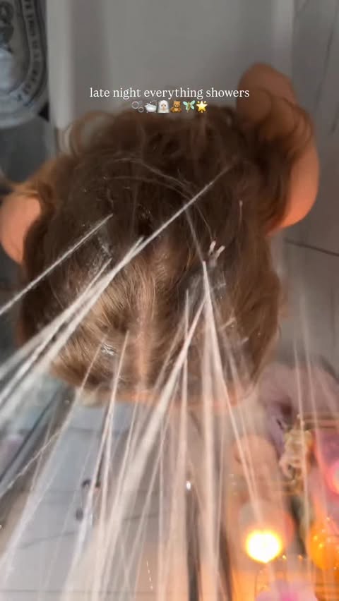 Instagram post by @byemmaleah for OLEHENRIKSEN. Caption reads: late night everything showers 🫧🛁🧖🏼‍♀️🧸🧚🏼🌟....