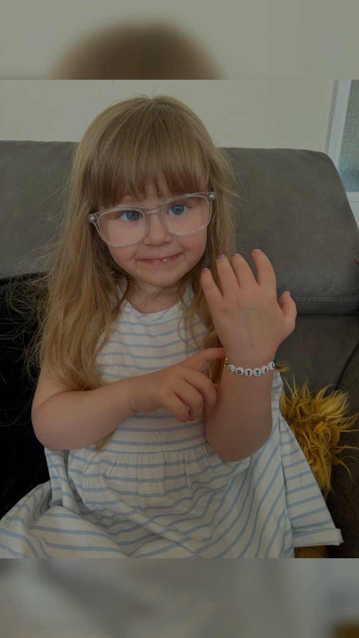 Instagram post by @raisinglottieandindie for Gionlion. Caption reads: [...] today! That we kindly got gifted by....