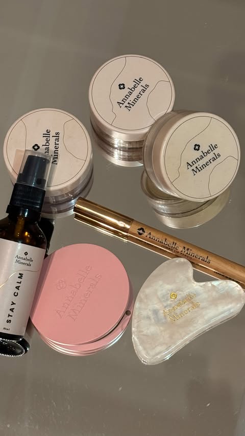 Instagram post by @martyna.rymcia for Annabelle Minerals. Caption reads: Make up w @annabelleminerals_pl 🌿🤍 __________....