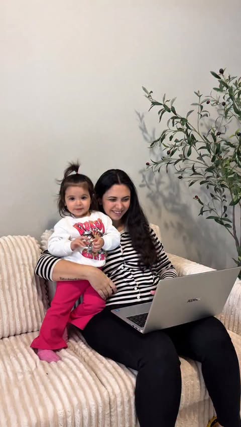 Instagram post by @dygu.ylldrm for collAble. Caption reads: [...] it a try 🍼💛 🫧 Shop everything here:....