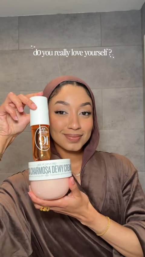 Instagram post by @farhana_oberson for Sol de Janeiro. Caption reads: Glass skin is cute. Glass body is better. Try the....