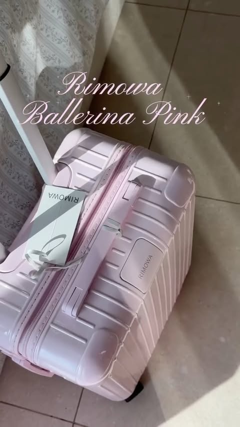 Instagram post by @maryaaam.9.4 for RIMOWA. Caption reads: @rimowa 🎀🌸💞💖💗.