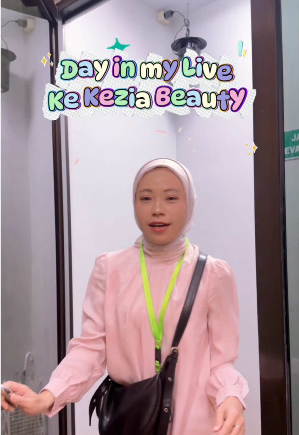 TikTok post by @nuy_viani for Kezia Beauty. Caption reads: [...] #semuabisaglowing #visitkeziabeauty....