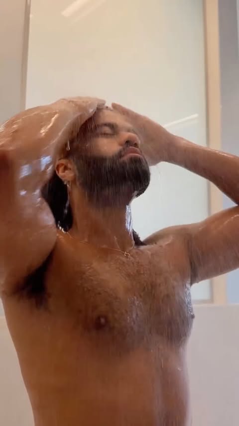 Instagram post by @itsrashadanthony for Cécred. Caption reads: @cecred has arrived in time for the holidays & my....