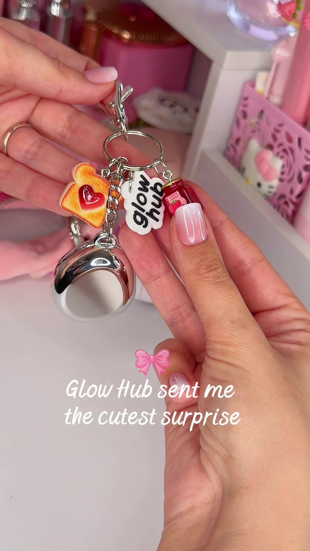 TikTok post by @makeupyourmindxox for glow hub. Caption reads: [...] was the cutest little surprise from @Glow....