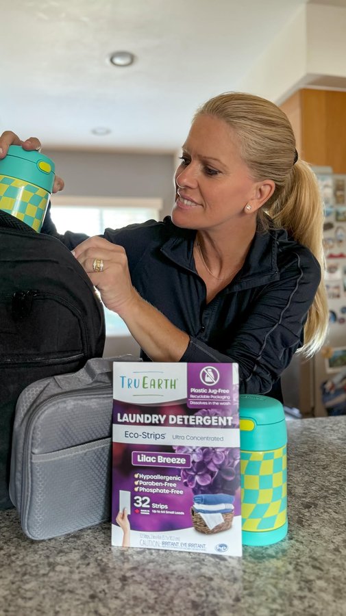 Instagram post by @the.blonde.and.co for Tru Earth. Caption reads: Tru Earth laundry strips are amazing and I use....
