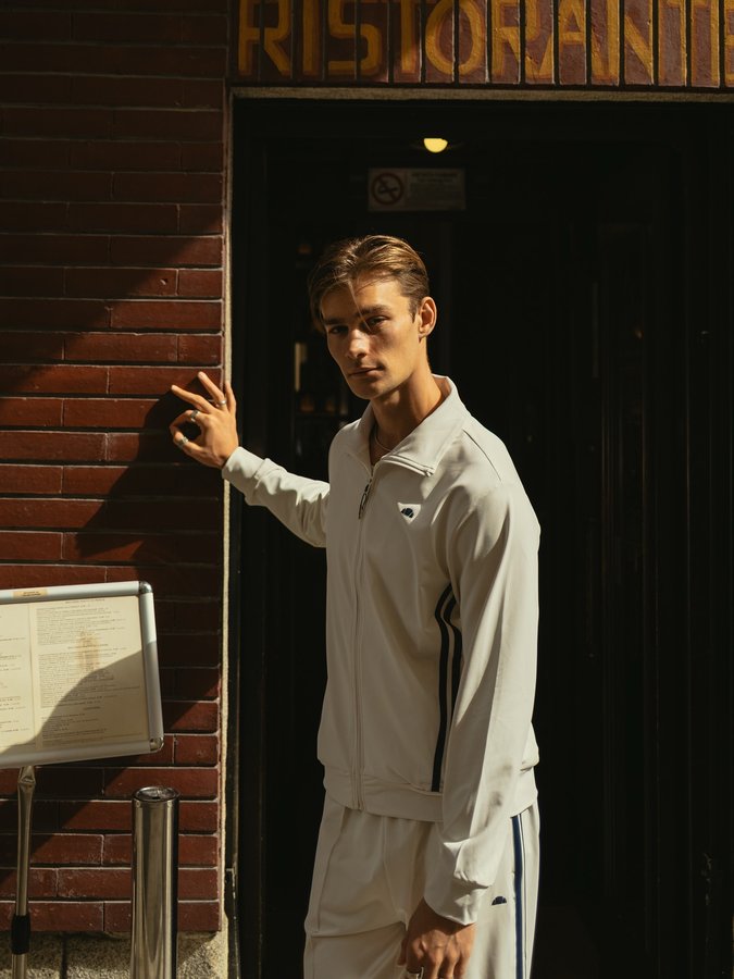 Instagram post by @lucahbl for ellesse. Caption reads: Anzeige| Extra points for personal style @ellesse.