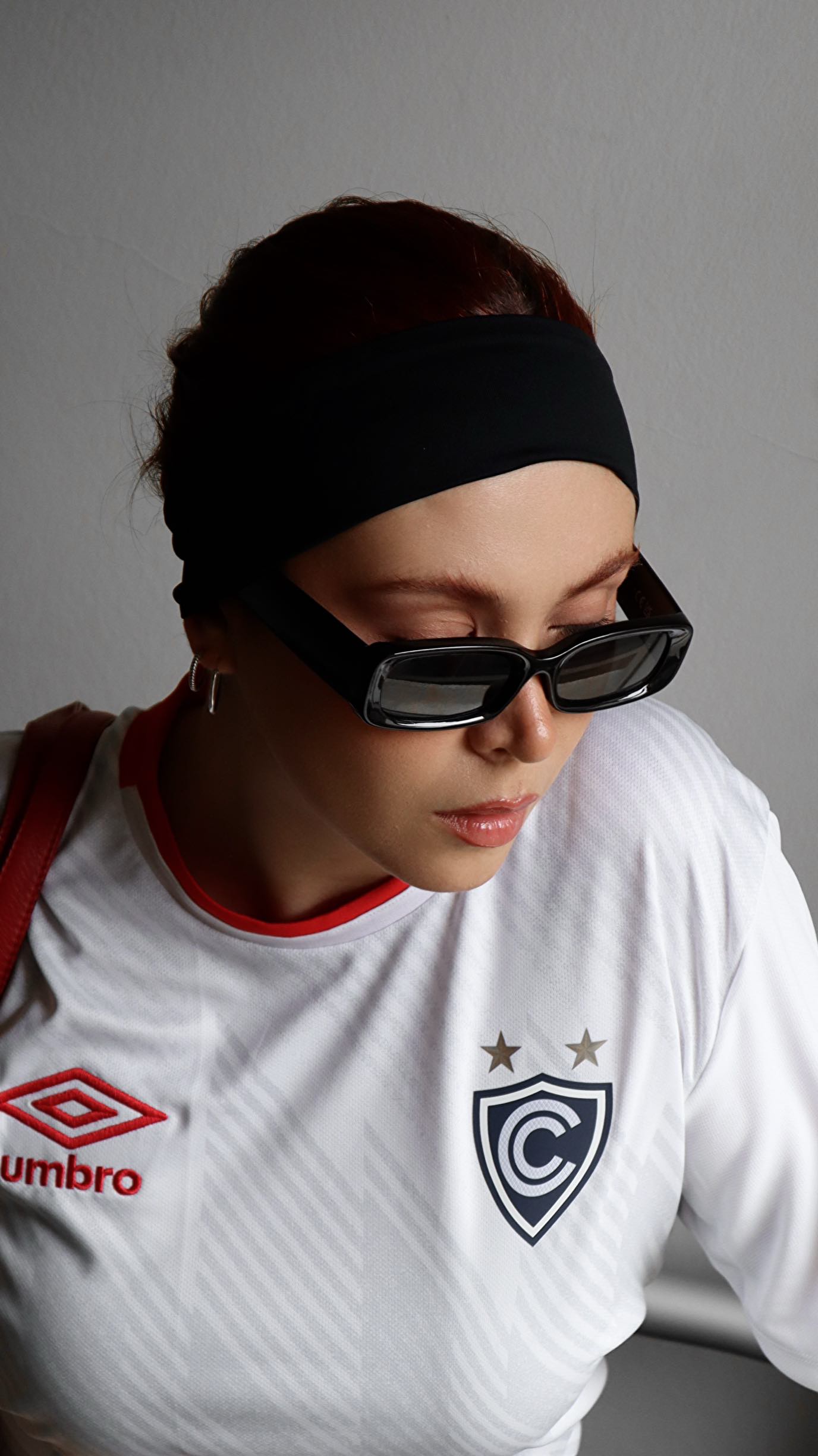 Instagram post by @chameleontide for Umbro. Caption reads: ¿Are you ready? Hoy toca partido @umbroperu ♥️💙🤍....