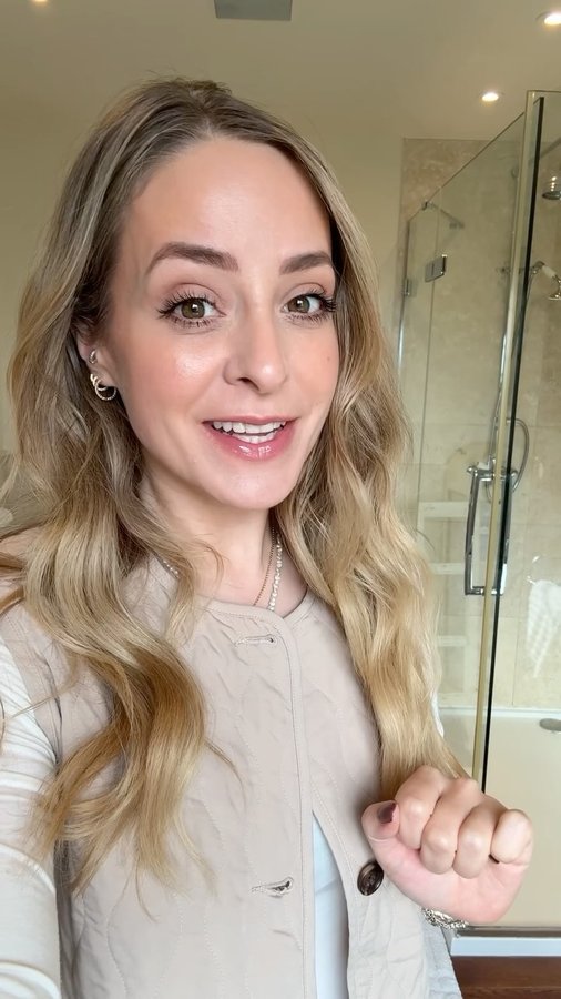 Instagram post by @fleurdeforce for St.Tropez. Caption reads: First impressions of the new @StTropezTan Sunlit....