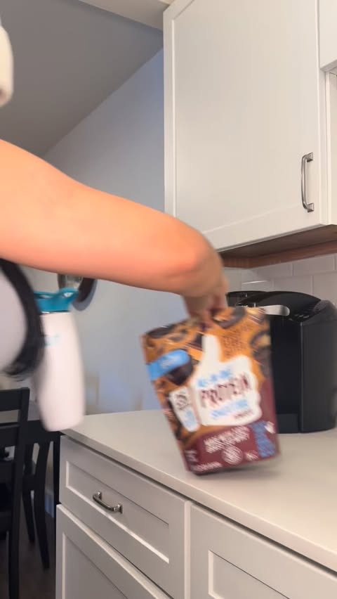 Instagram post by @iranis.19 for ShopFlavCity. Caption reads: #advertising

Post-workout made simple 🏋️‍♀️ 
One....